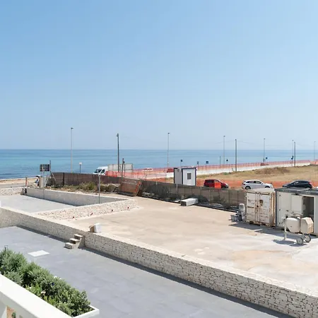 Lolita's Beachfront Loft By Wonderful Italy Bari
